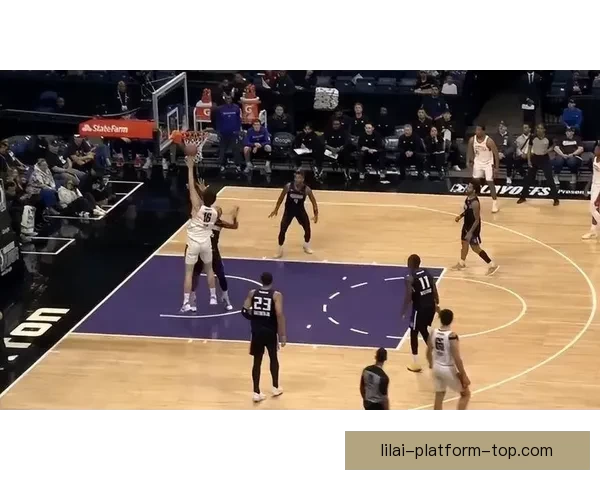 杨瀚森20分7篮板对抗勇士旧将 逆转卫冕冠军未能一黑到底